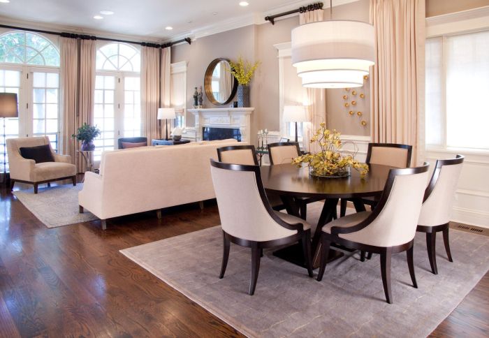 How to decorate a server in dining room